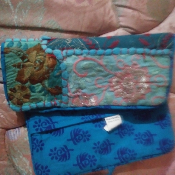 Elegant Fold Purse with 3D design! - Picture 7 of 7